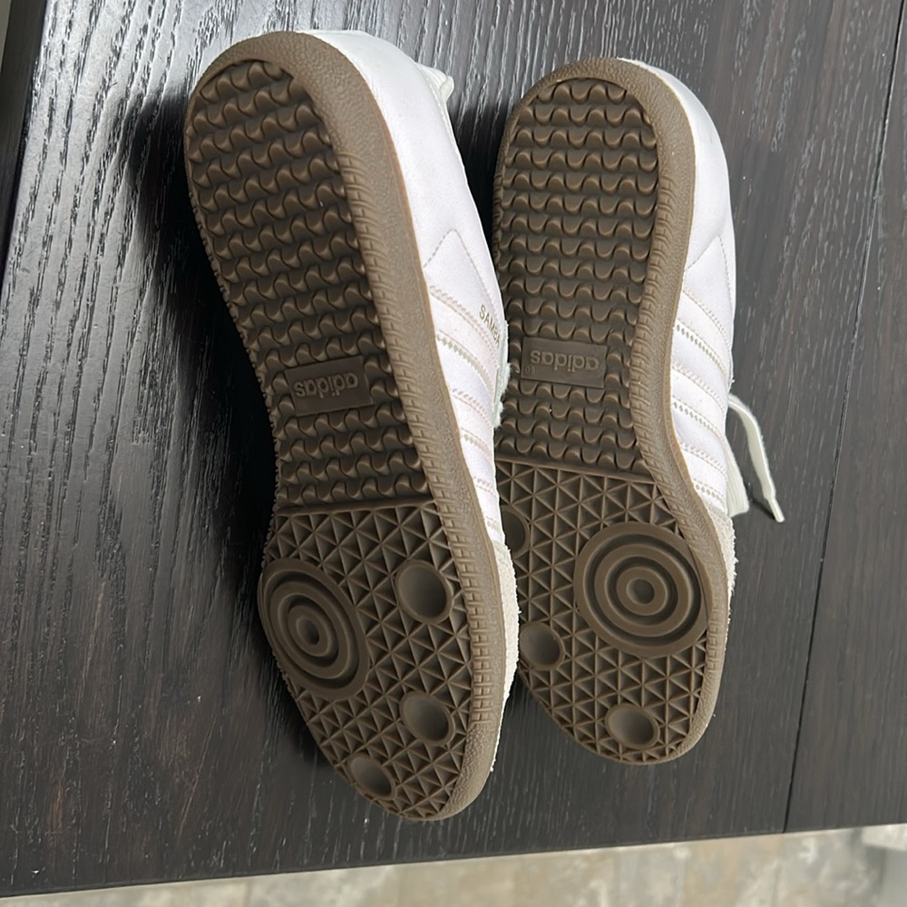 Adidas women’s White samba Sneakers - Picture 2 of 5